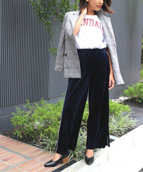 FREE'S MART（フリーズマート）の「◆パイピングラインベロアパンツ（その他パンツ・レディース・ネイビー/ブラウン/ピンク・FREE）」の15枚目の写真