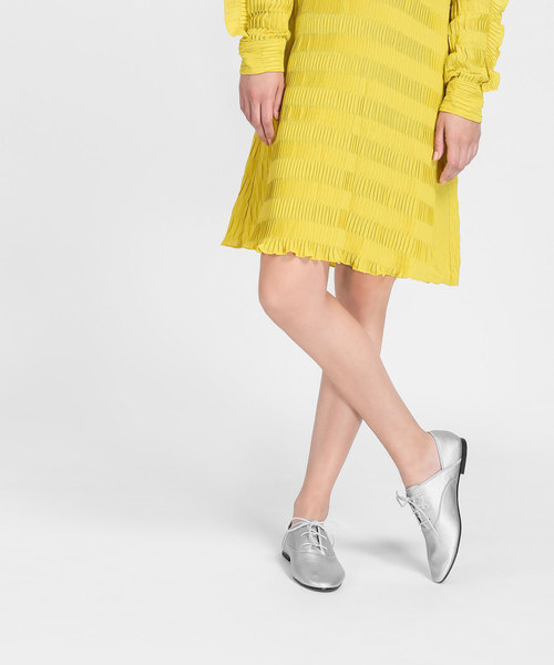 CHARLES & KEITH(チャールズ & キース)の「レースアップオックスフォード / LACED UP OXFORDS(ローファー・レディース・ブラック/シルバー・23cm/24.5cm/23.5cm/25cm)」の8枚目の写真