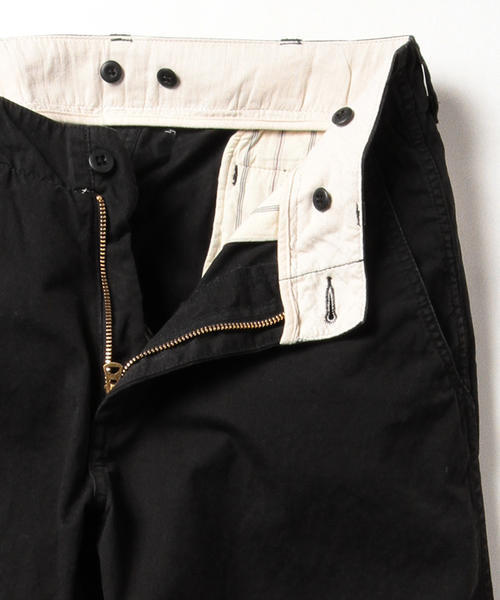 MASTER&Co（マスターアンドコー）の「MASTER&Co. / ワイドチノパンツ MC076（チノパンツ・メンズ・ブラック/ベージュ/ネイビー/ホワイト/カーキ・SMALL/MEDIUM/X-SMALL）」の12枚目の写真