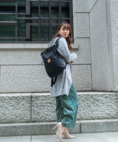 ネイビー 2way リュック・ハンドバッグ ペガーズリュックミニ』(全3色)ラセッテー/B5サイズ対応 2wayで使える