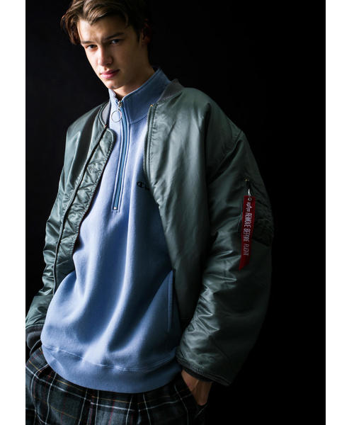 Alpha Industries(アルファインダストリーズ)の「<ALPHA INDUSTRIES> MA-1 CORE SPEC/ブルゾン(MA-1・メンズ・ダークグレー・LARGE/X-LARGE/MEDIUM/SMALL)」の4枚目の写真