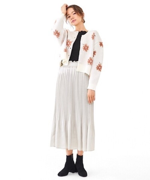 flower（フラワー）の「メタリックプリーツスカート（スカート・レディース・ベージュ/グレー・FREE）」の8枚目の写真