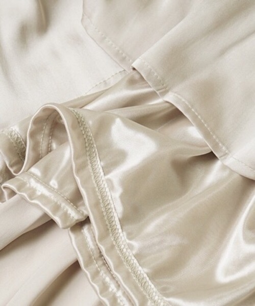 flower（フラワー）の「メタリックプリーツスカート（スカート・レディース・ベージュ/グレー・FREE）」の11枚目の写真