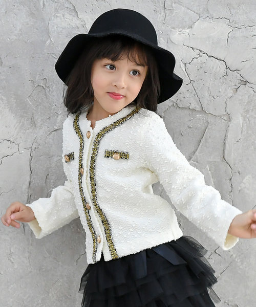 Bee des Bee（ビーデスビー）の「ツイードジャケット風　 ジャケット（ノーカラージャケット・キッズ・ブラック/アイボリー/ライトピンク・100cm/110cm/120cm/130cm/140cm/150cm）」の7枚目の写真