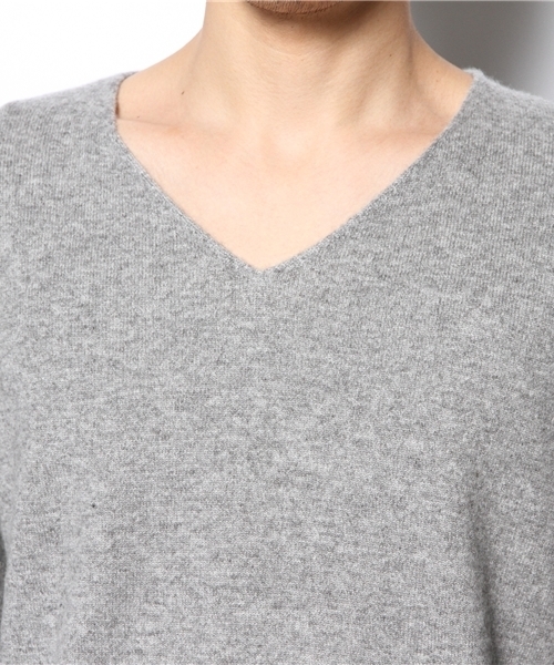 SHIPS JET BLUE（シップスジェットブルー）の「JB: カシミヤ Vネックニット（ニット/セーター・メンズ・ブラック/チャコールグレー/グリーン/オレンジ・LARGE/SMALL/MEDIUM）」の8枚目の写真