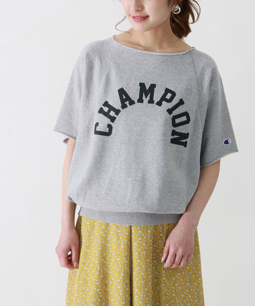Champion（チャンピオン）の「【Champion】ロゴビッグクルーネックスウェット（スウェット・レディース・ホワイト/グレー/グリーン/ネイビー・M）」の7枚目の写真