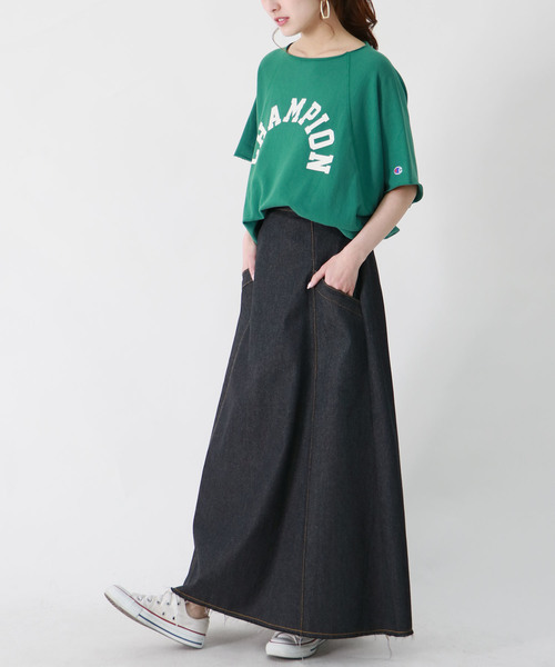 Champion（チャンピオン）の「【Champion】ロゴビッグクルーネックスウェット（スウェット・レディース・ホワイト/グレー/グリーン/ネイビー・M）」の10枚目の写真