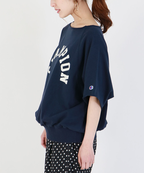 Champion（チャンピオン）の「【Champion】ロゴビッグクルーネックスウェット（スウェット・レディース・ホワイト/グレー/グリーン/ネイビー・M）」の12枚目の写真