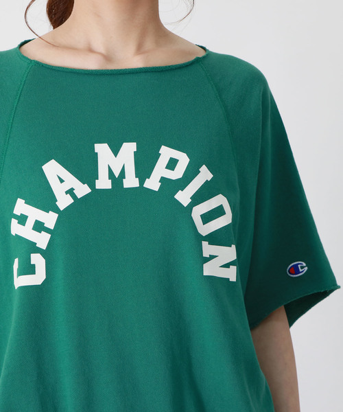 Champion（チャンピオン）の「【Champion】ロゴビッグクルーネックスウェット（スウェット・レディース・ホワイト/グレー/グリーン/ネイビー・M）」の17枚目の写真