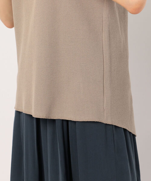 NOLLEY’S(ノーリーズ)の「ワッフルバックスリットノースリーブカットソー(Tシャツ/カットソー・レディース・ホワイト/ブラック/グレイッシュベージュ・38)」の22枚目の写真