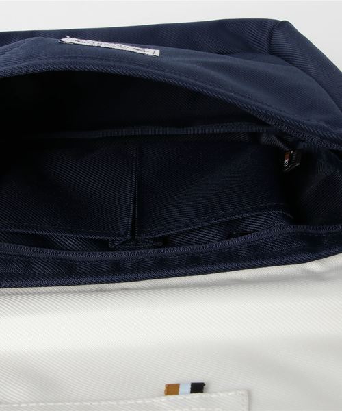 MILESTO(ミレスト)の「【MILESTO/ミレスト】NAUGHTIAM 別注 Hutte メッセンジャーバッグ S(ショルダーバッグ・レディース・ブラック/ネイビー/ブラック系その他/グレイッシュベージュ・FREE)」の6枚目の写真