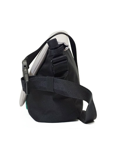 MILESTO(ミレスト)の「【MILESTO/ミレスト】NAUGHTIAM 別注 Hutte メッセンジャーバッグ S(ショルダーバッグ・レディース・ブラック/ネイビー/ブラック系その他/グレイッシュベージュ・FREE)」の10枚目の写真