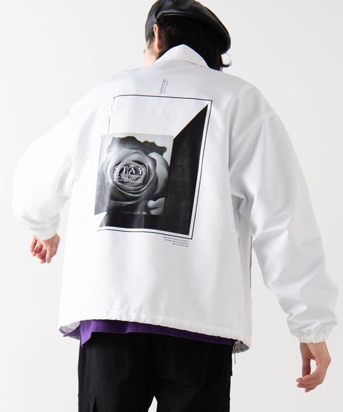 WEGO(ウィゴー)の「WEGO/Roseコーチジャケット(ブルゾン・メンズ・ホワイト/ブラック・MEDIUM/LARGE)」の1枚目の写真