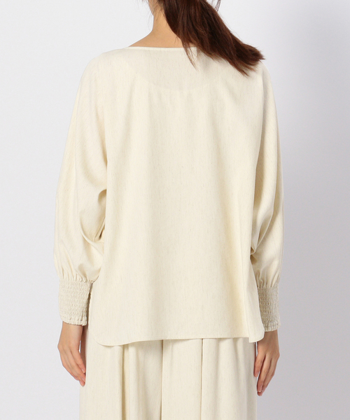 Liesse(リエス)の「袖シャーリングブラウス(シャツ/ブラウス・レディース・オフホワイト/チャコールグレー/パープル/キナリ・FREE)」の6枚目の写真