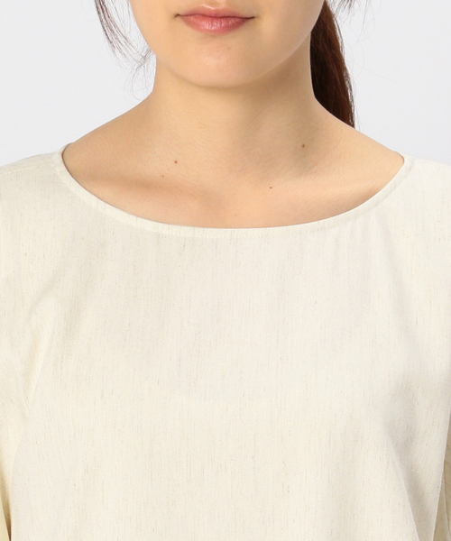 Liesse(リエス)の「袖シャーリングブラウス(シャツ/ブラウス・レディース・オフホワイト/チャコールグレー/パープル/キナリ・FREE)」の7枚目の写真