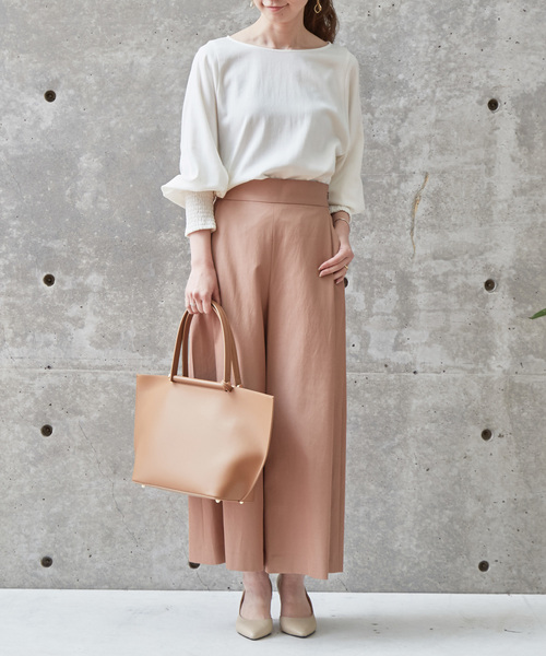 Liesse(リエス)の「袖シャーリングブラウス(シャツ/ブラウス・レディース・オフホワイト/チャコールグレー/パープル/キナリ・FREE)」の12枚目の写真