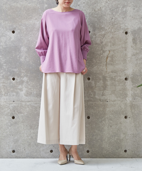 Liesse(リエス)の「袖シャーリングブラウス(シャツ/ブラウス・レディース・オフホワイト/チャコールグレー/パープル/キナリ・FREE)」の13枚目の写真