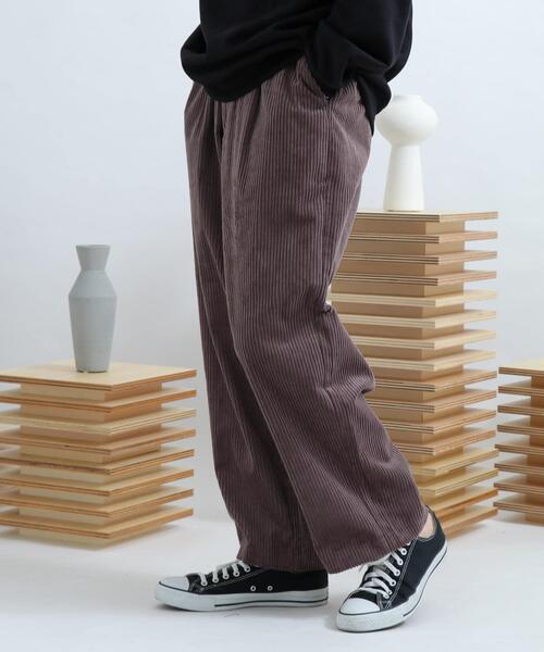 SENSE OF PLACE by URBAN RESEARCH（センスオブプレイスバイアーバンリサーチ）の「コーデュロイワイドパンツ（その他パンツ・メンズ・ブラック/パープル/ミント/ライトベージュ/ライトカーキ/ベージュ/ブラウン・MEDIUM/LARGE）」の10枚目の写真