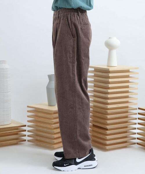 SENSE OF PLACE by URBAN RESEARCH（センスオブプレイスバイアーバンリサーチ）の「コーデュロイワイドパンツ（その他パンツ・メンズ・ブラック/パープル/ミント/ライトベージュ/ライトカーキ/ベージュ/ブラウン・MEDIUM/LARGE）」の18枚目の写真