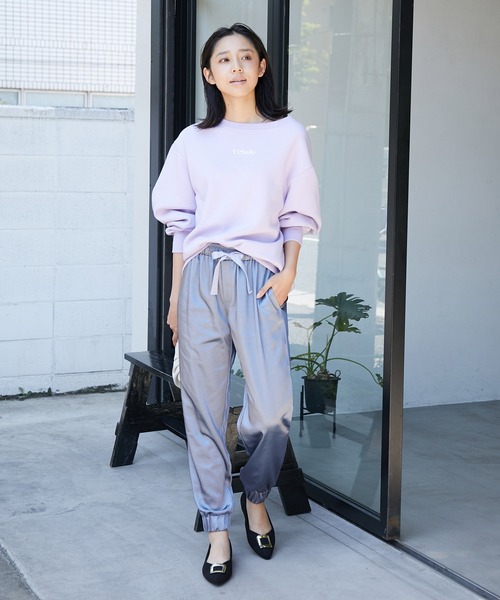 VIS(ビス)の「【ViSage】グロッシーサテンジョグパンツ(ルームウェア/パジャマ・レディース・ベージュ/ブルー系その他4/ピンク系その他2・FREE)」の11枚目の写真