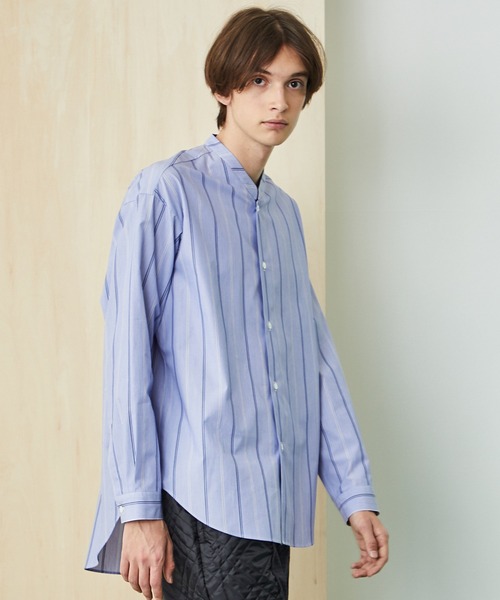 UNITED TOKYO（ユナイテッドトウキョウ）の「ストライプVネックリラックスシャツ（シャツ/ブラウス・メンズ・サックスブルー/ブラック/ベージュ・1/2/3）」の19枚目の写真