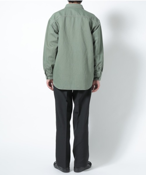 ADAM ET ROPE'(アダムエロペ)の「【コットン×和紙】ルーズシルエット CPOシャツ/UNISEX(シャツ/ブラウス・メンズ・カーキ/キャメル・M/L)」の4枚目の写真