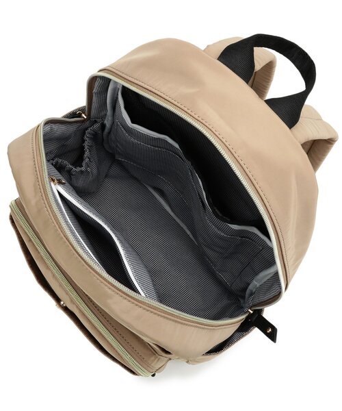 pink adobe（ピンクアドベ）の「◆【ポケット12個】シンプルリュック（バックパック/リュック・レディース・ブラック/ダークグレー/サンドベージュ/ライトベージュ・00）」の9枚目の写真