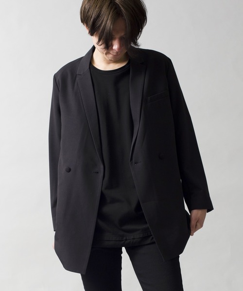 NO ID.（ノーアイディ）の「【NO ID.】Double Breasted Notched Lapel Half Jacket / ダブル ブレスト ノッチドラペル ハーフ ジャケット（テーラードジャケット・メンズ・ブラック/ベージュ/グレー・1/2）」の2枚目の写真