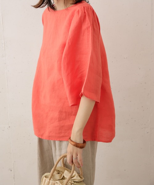 URBAN RESEARCH DOORS（アーバンリサーチドアーズ）の「リネンチューリップスリーブブラウス（Tシャツ/カットソー・レディース・ブラック/キャメル/ピンク系その他/オフホワイト・ONE）」の5枚目の写真