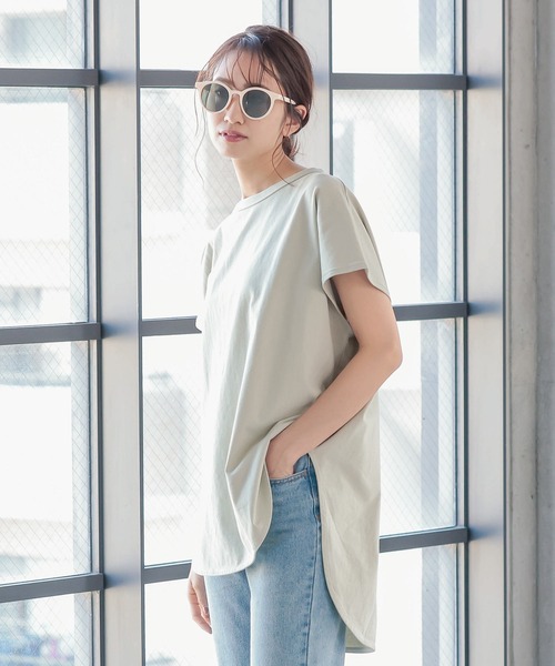 KOBE LETTUCE(コウベレタス)の「バックボタンオーバーサイズカットソートップス(Tシャツ/カットソー・レディース・オフホワイト/ベージュ/オリーブ/ブルー/ブラック/ブラウン/ブルー系・FREE)」の8枚目の写真