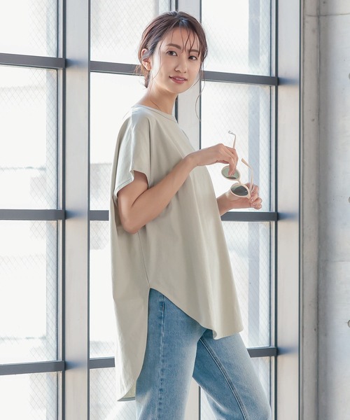 KOBE LETTUCE(コウベレタス)の「バックボタンオーバーサイズカットソートップス(Tシャツ/カットソー・レディース・オフホワイト/ベージュ/オリーブ/ブルー/ブラック/ブラウン/ブルー系・FREE)」の14枚目の写真