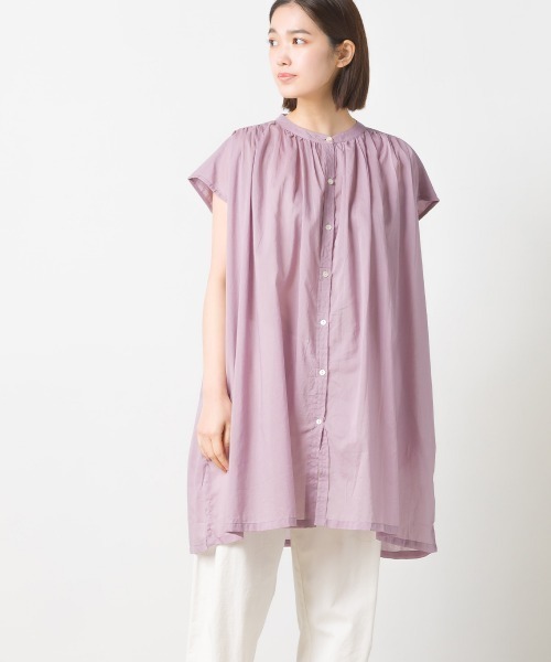 OMNES(オムネス)の「コットンボイル ギャザーチュニックブラウス(シャツ/ブラウス・レディース・ホワイト/ブラック/ブラウン/ラベンダー・FREE)」の4枚目の写真