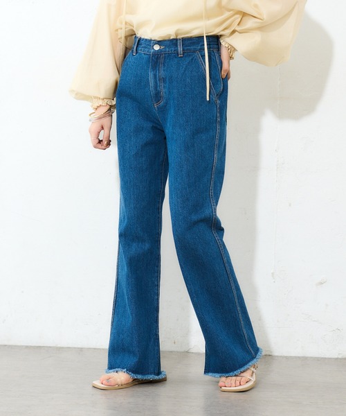 DISCOAT（ディスコート）の「デニムスリットパンツ（デニムパンツ・レディース・ブルー/サックスブルー・SMALL/MEDIUM/LARGE）」の14枚目の写真