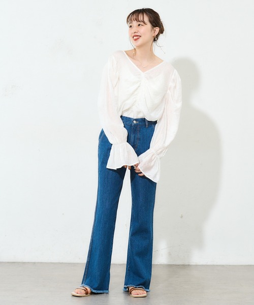 DISCOAT（ディスコート）の「デニムスリットパンツ（デニムパンツ・レディース・ブルー/サックスブルー・SMALL/MEDIUM/LARGE）」の7枚目の写真