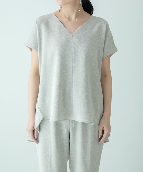 Eimee Law(エイミーロウ)の「バックプリーツトップス(その他トップス・レディース・ブラック/ライトベージュ・38)」の8枚目の写真