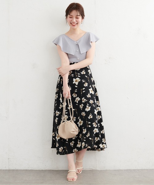 natural couture(ナチュラルクチュール)の「パール釦デザインひらっと衿ニット(ニット/セーター・レディース・アイボリー/ブラック/モカ/サックスブルー・FREE)」の15枚目の写真