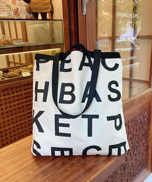 florist（フローリスト）の「【2種展開】【A4収納可】アルファベット肩掛けor手提げキャンバストートバッグ（トートバッグ・レディース・ベージュ系その他2/ベージュ系その他3/ブルー系その他2/ブルー系その他3/ホワイト系その他2/ホワイト系その他3・FREE）」の18枚目の写真