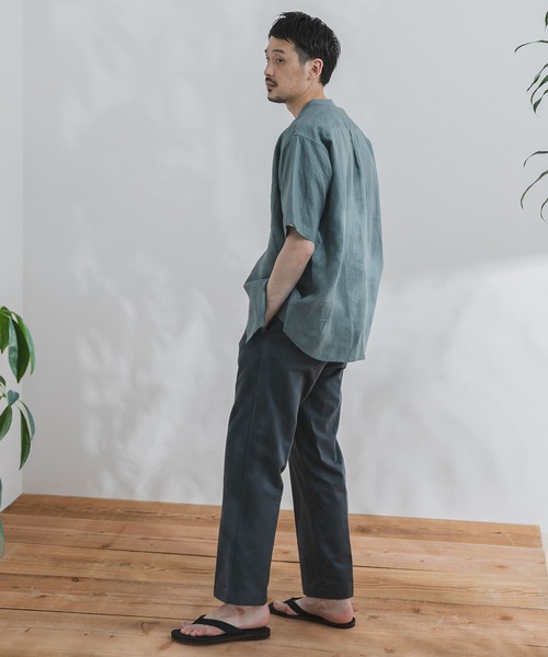 URBAN RESEARCH DOORS(アーバンリサーチドアーズ)の「シルケットリネン バンドカラーシャツ(シャツ/ブラウス・メンズ・ブルー/チャコールグレー/ホワイト系その他/モカ・38/40)」の15枚目の写真