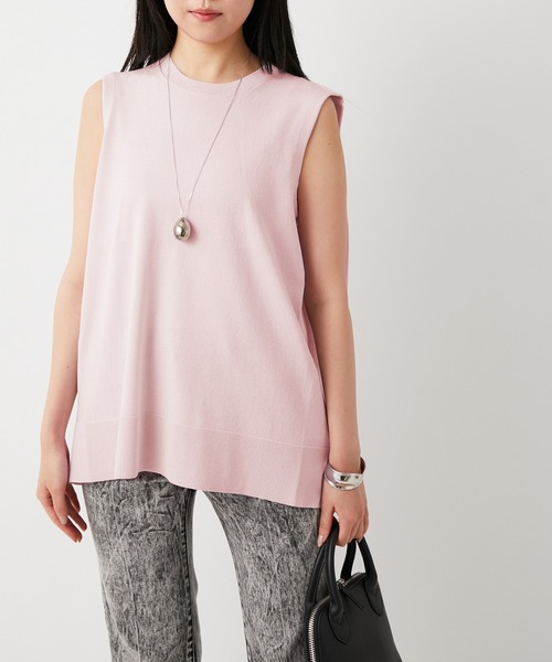 ADAM ET ROPE'（アダムエロペ）の「【セットアップ対応】メンアセリネンスリーブレスプルオーバー（Tシャツ/カットソー・レディース・ブラック/ベージュ/ピンク・FREE）」の3枚目の写真