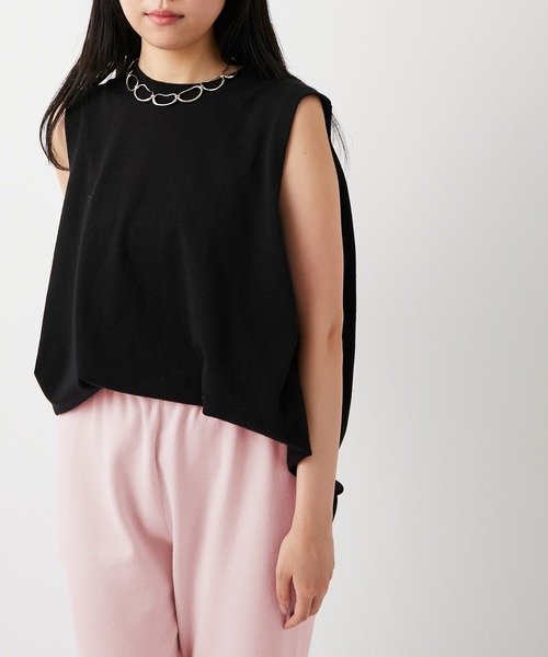 ADAM ET ROPE'（アダムエロペ）の「【セットアップ対応】メンアセリネンスリーブレスプルオーバー（Tシャツ/カットソー・レディース・ブラック/ベージュ/ピンク・FREE）」の2枚目の写真