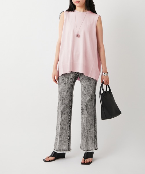 ADAM ET ROPE'（アダムエロペ）の「【セットアップ対応】メンアセリネンスリーブレスプルオーバー（Tシャツ/カットソー・レディース・ブラック/ベージュ/ピンク・FREE）」の13枚目の写真