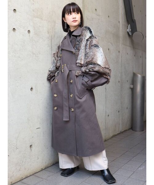 MURUA(ムルーア)の「ロングダブルトレンチコート(トレンチコート・レディース・ブラウン/カーキ/ダークグレー・FREE)」の8枚目の写真