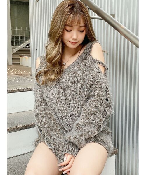 GYDA(ジェイダ)の「【セットアップ着用可】レースアップシャギーニット トップス(ニット/セーター・レディース・チャコールグレー/ベージュ/オリーブ・FREE)」の2枚目の写真