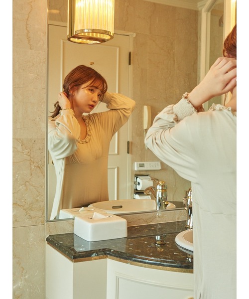 SLURR(スラ―)の「Feminine long onepiece(ルームウェア/パジャマ・レディース・ライトベージュ・FREE)」の10枚目の写真