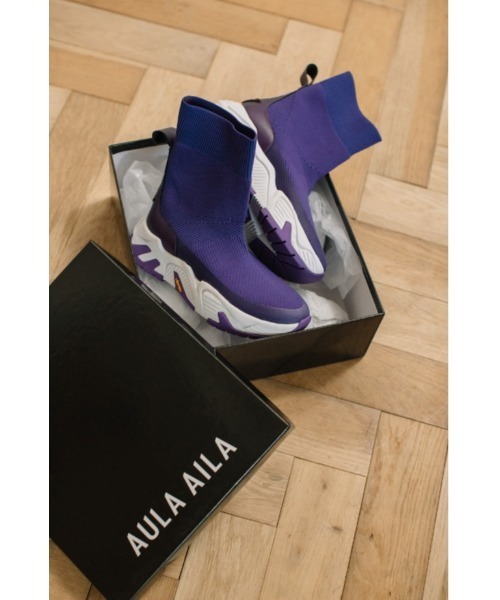 AULA AILA（アウラアイラ）の「ビブラムソールフライニットスニーカーブーツ（スニーカー・レディース・アイボリー/パープル/ブラック・37.5/35.5/36.5）」の4枚目の写真