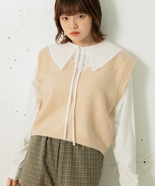 mikke（ミッケ）の「Vネックニットベスト（ベスト・レディース・ベージュ/グリーン・FREE）」の3枚目の写真