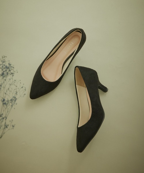 Juze(ジュゼ)の「【抗菌・防臭】【WEB限定6cmヒール】5cmヒールパンプス(パンプス・レディース・ブラック/グレー/ライトグレー/ベージュ/ブラック系その他/ベージュ系その他/カーキ/オリーブ・22.5cm/23.0cm/23.5cm/24.0cm/24.5cm/25.0cm)」の2枚目の写真
