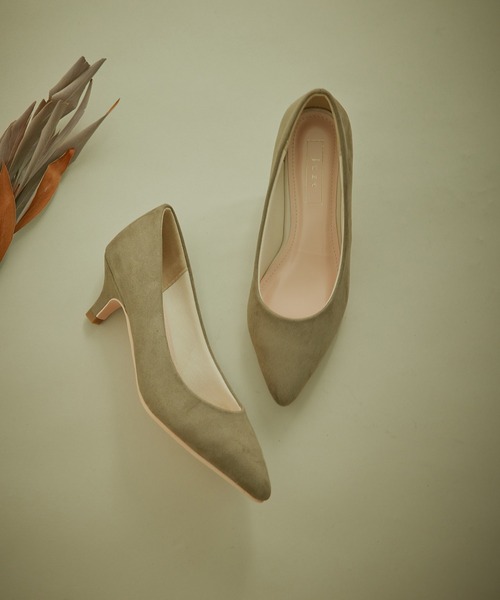 Juze(ジュゼ)の「【抗菌・防臭】【WEB限定6cmヒール】5cmヒールパンプス(パンプス・レディース・ブラック/グレー/ライトグレー/ベージュ/ブラック系その他/ベージュ系その他/カーキ/オリーブ・22.5cm/23.0cm/23.5cm/24.0cm/24.5cm/25.0cm)」の8枚目の写真