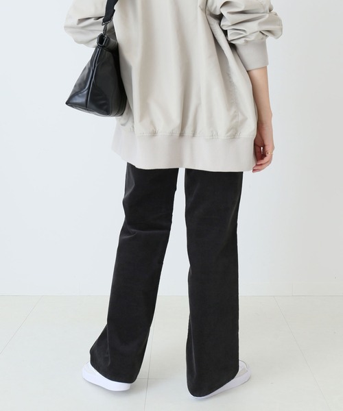 SLOBE IENA（スローブイエナ）の「ストレッチコールスリムフレアパンツ【洗濯機使用可能】◆（その他パンツ・レディース・グレー/サックスブルー/キャメル・38/36）」の17枚目の写真