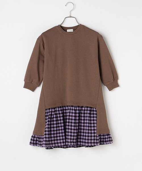 b・ROOM(ビールーム)の「裾チェック使いスウェットワンピース(ワンピース・キッズ・エンジ/ブラウン/グリーン/ブラック・90cm/100cm/120cm/110cm/130cm)」の2枚目の写真